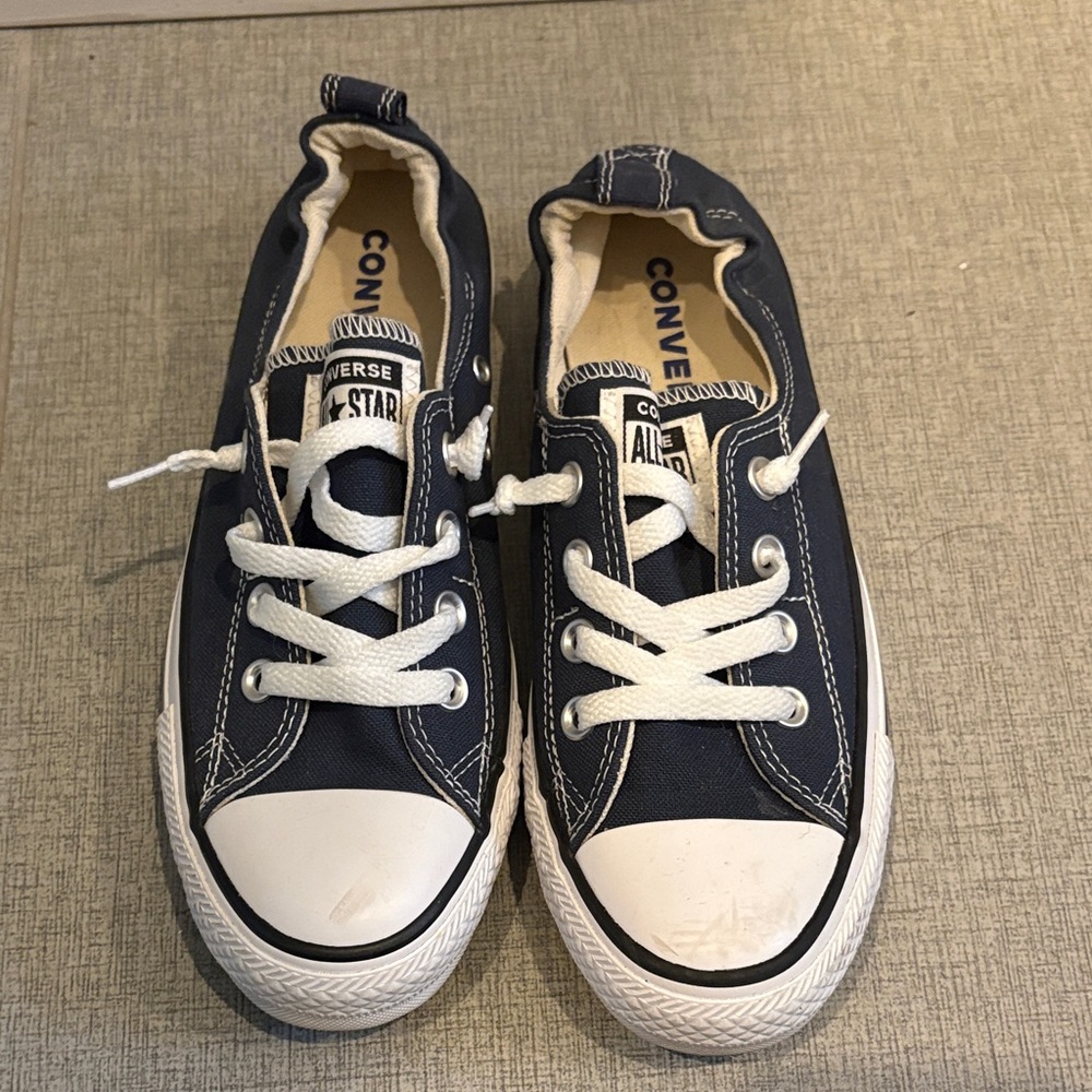 Dark blue converse all star